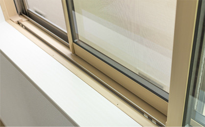 タイル張りの外壁の写真